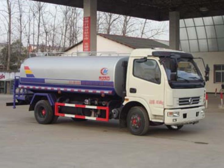 6方绿化喷洒车
