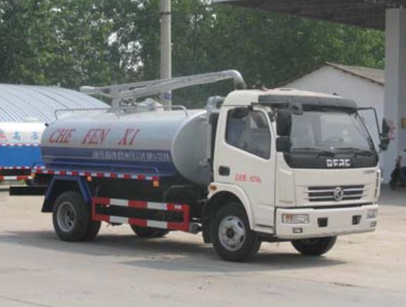 5方吸粪车